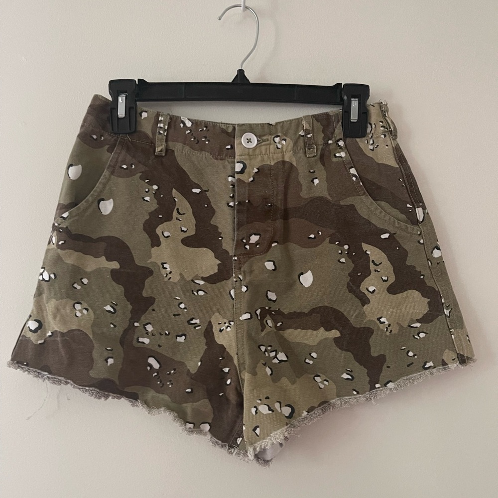 The Vintage Shop Camo High Waisted Shorts